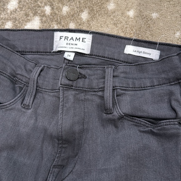 Frame Denim Le High Skinny Jeans in Quinn. Size 24 - Picture 3 of 8
